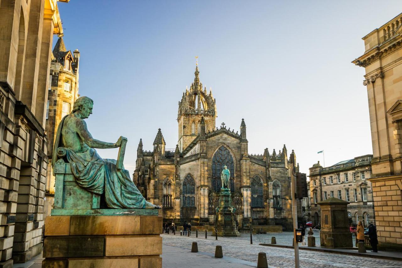 Bright & Tranquil Apartment Near City Centre With Free Parking! Edinburgh Exterior photo