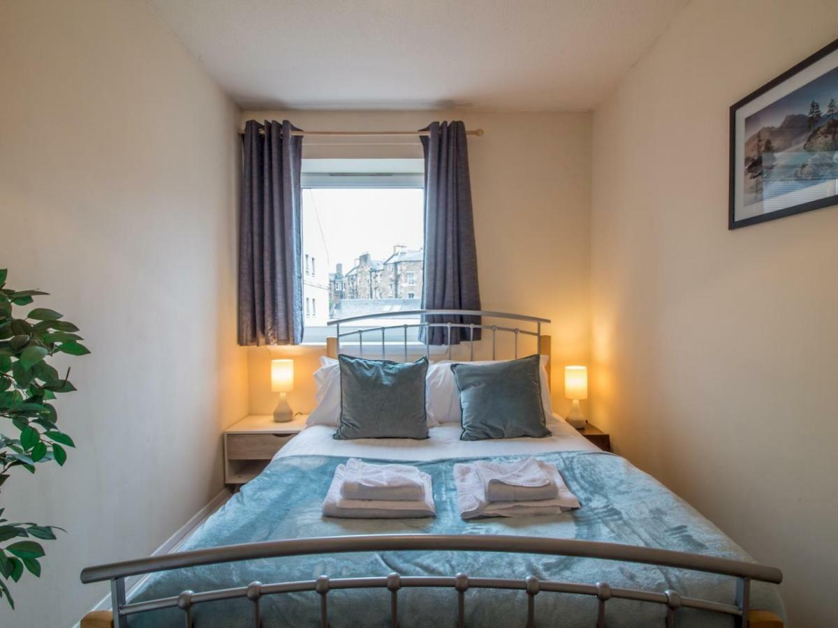 Bright & Tranquil Apartment Near City Centre With Free Parking! Edinburgh Exterior photo
