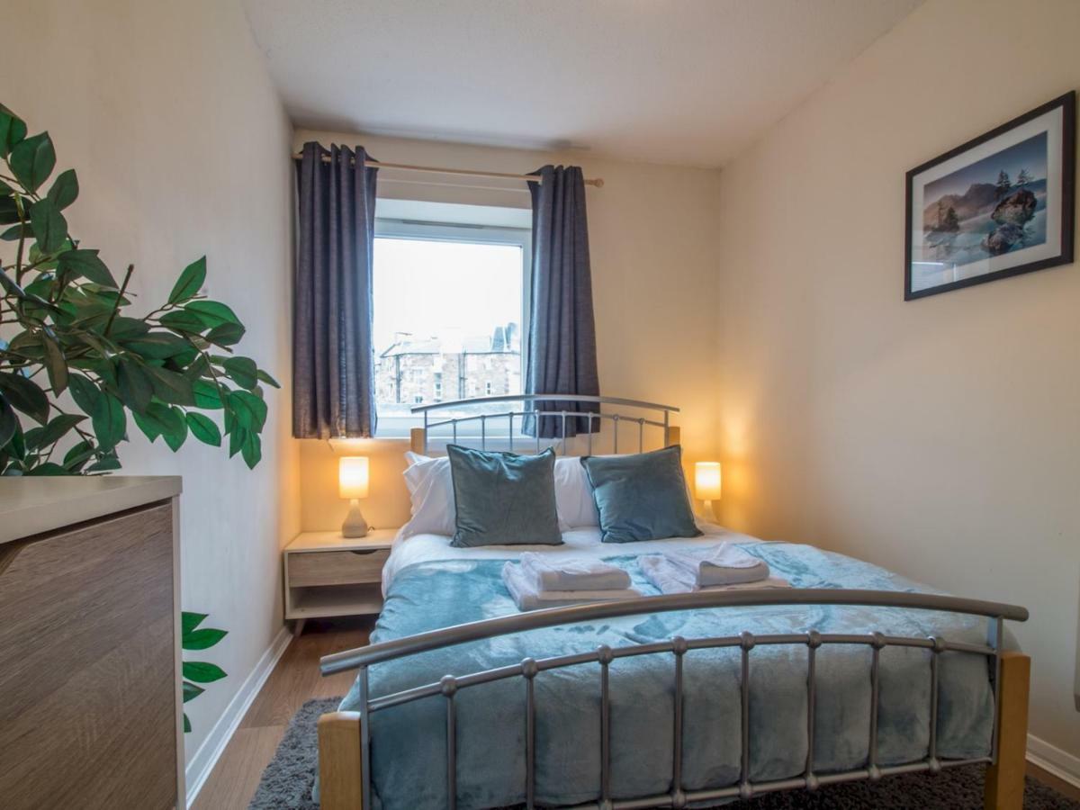 Bright & Tranquil Apartment Near City Centre With Free Parking! Edinburgh Exterior photo
